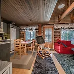 Apartment Martinmutka Center By Aavalevi Levi