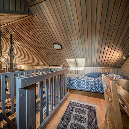 Martinmutka Center By Aavalevi Apartment *